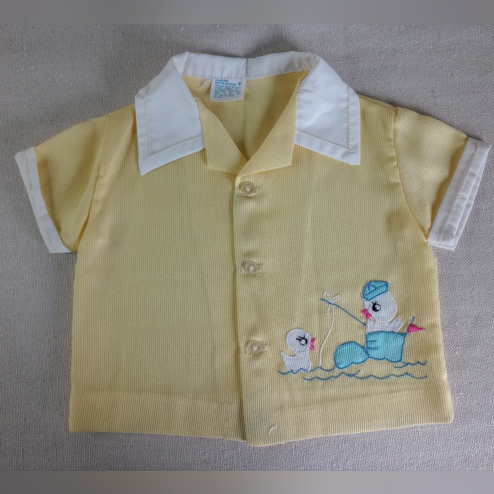 Vintage 60s/70s Pastel Yellow Infant Shirt  With Duck Embroidery  0-3Months